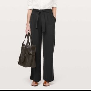Brand new Lululemon Black Noir wide leg